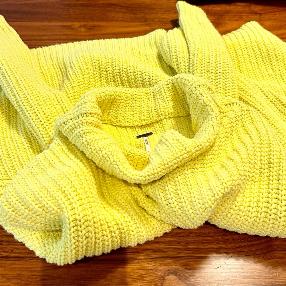 Free People Yellow Oversized Chunky Shaker Sweater - Picture 3 of 8